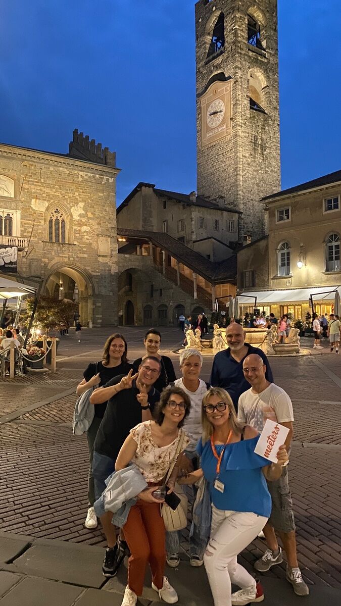Aperitivo nel cuore di Bergamo Alta Aperitivo nel cuore di Bergamo Alta desktop picture