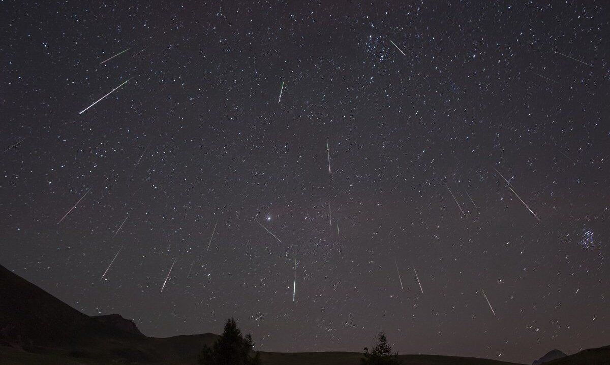 Escursione serale sul Monte Novegno: cena in Malga e stelle cadenti Escursione serale sul Monte Novegno: cena in Malga e stelle cadenti desktop picture