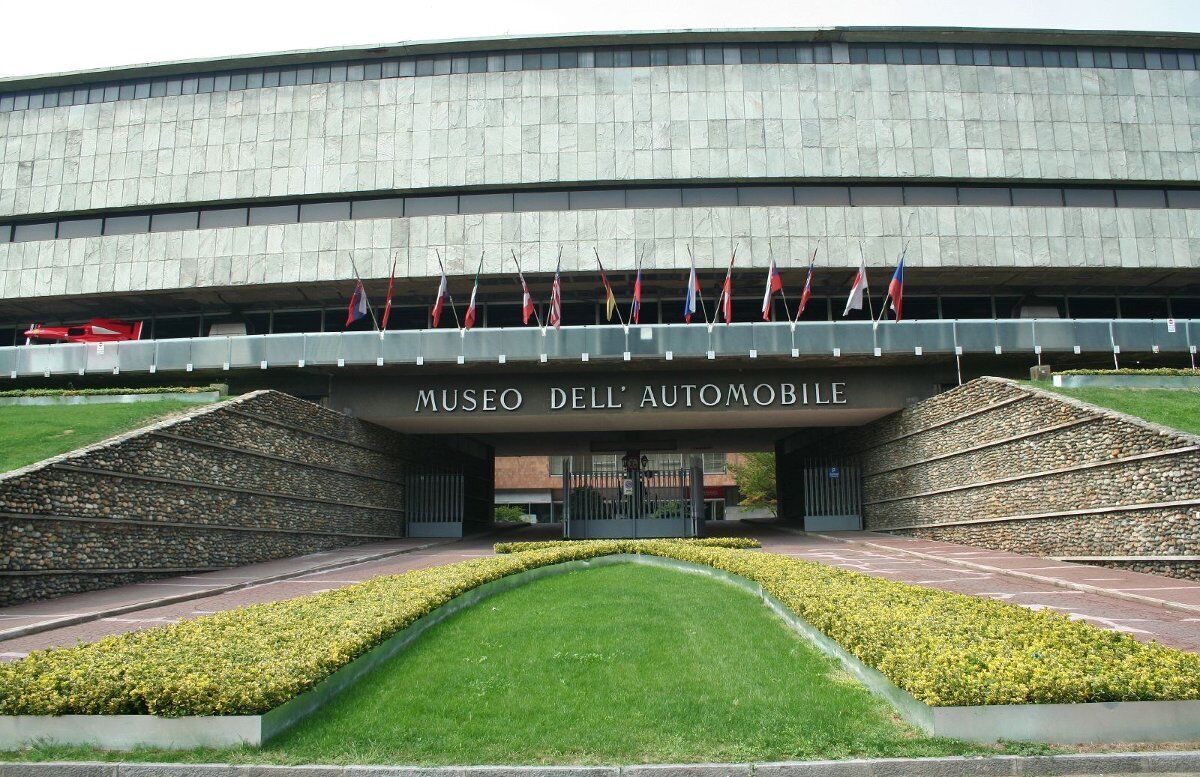 Visita Guidata al Museo dell'Automobile di Torino Visita Guidata al Museo dell'Automobile di Torino desktop picture