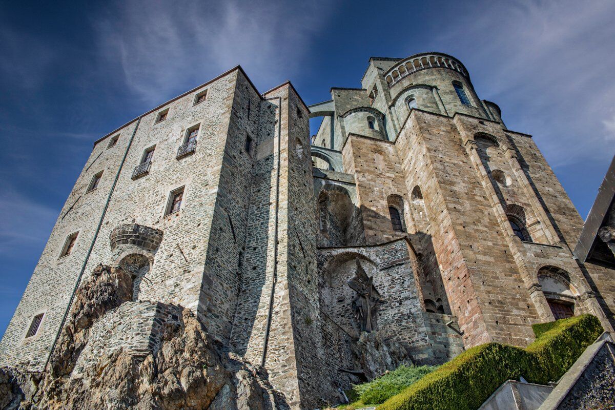 Visita Guidata alla Sacra di San Michele desktop picture