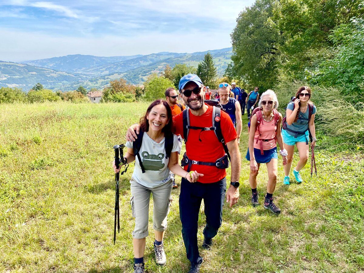 Domenica in compagnia tra trekking, pranzo e piscina desktop picture