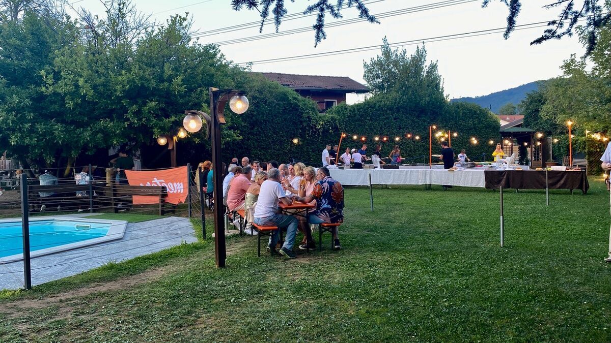 Cena in cascina con tributo a Ligabue alle porte di Bergamo Cena in cascina con tributo a Ligabue alle porte di Bergamo desktop picture