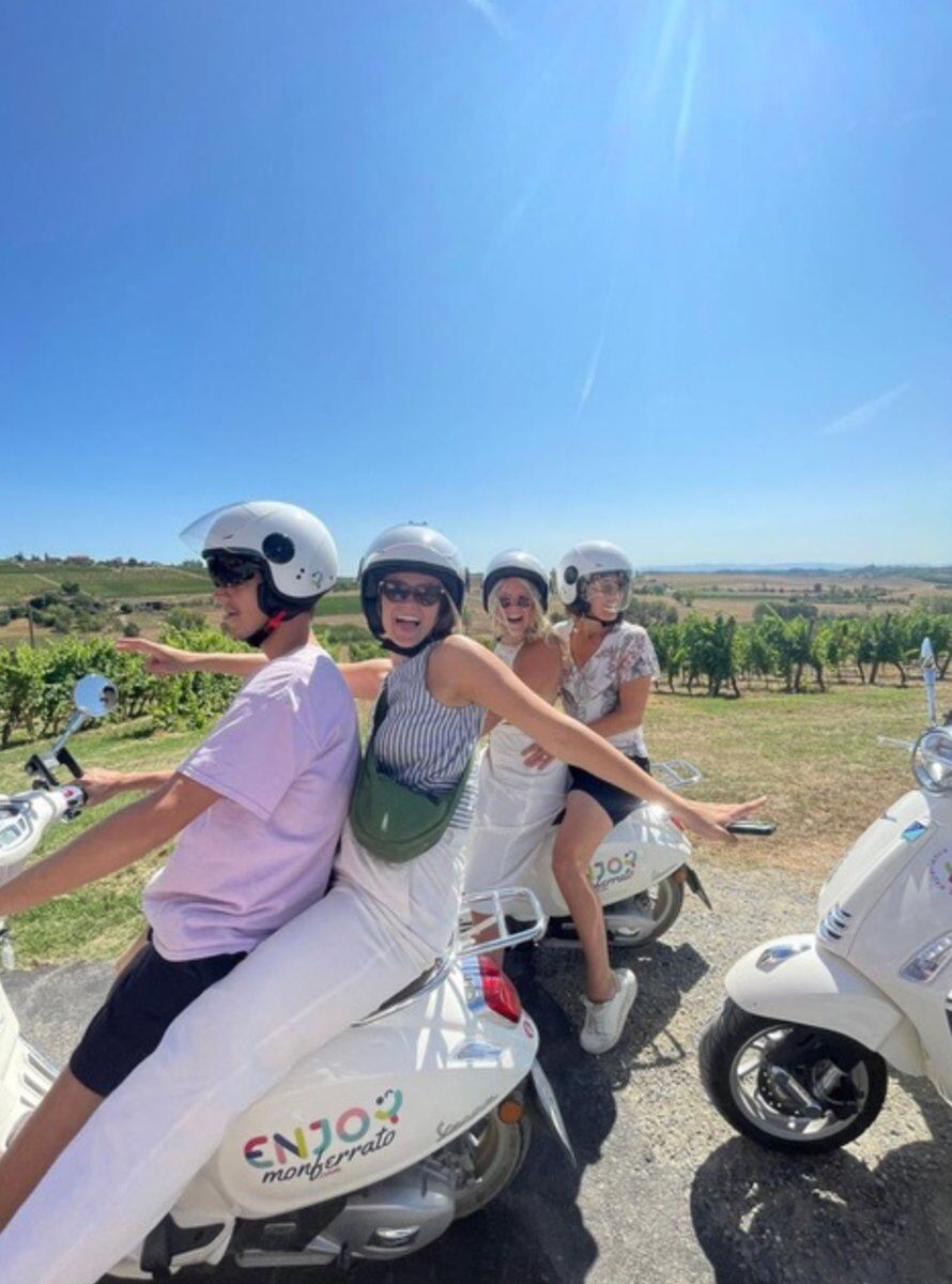 Tour in Vespa tra le colline del Monferrato Tour in Vespa tra le colline del Monferrato desktop picture