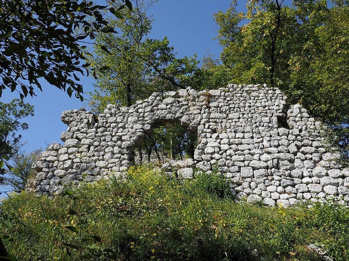 Escursione a Montereale Valcellina e pranzo con prodotti tipici Escursione a Montereale Valcellina e pranzo con prodotti tipici desktop picture