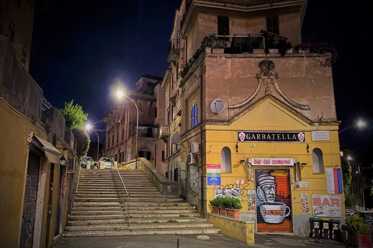 Tour della Garbatella fra storia, architettura e cinema Tour della Garbatella fra storia, architettura e cinema desktop picture