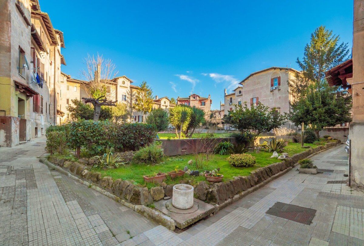 Tour della Garbatella fra storia, architettura e cinema Tour della Garbatella fra storia, architettura e cinema desktop picture