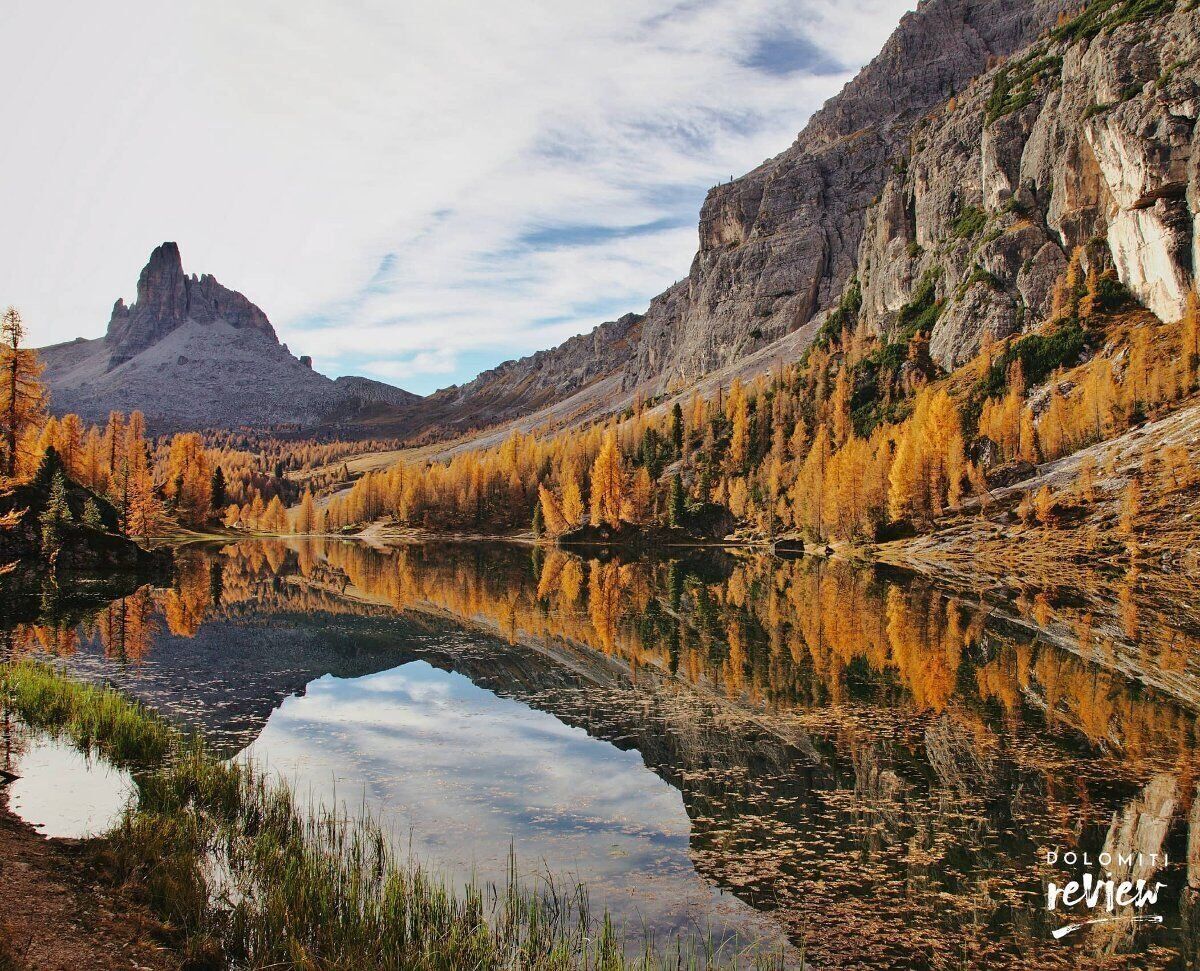 Trekking autunnale alla Croda da Lago Trekking autunnale alla Croda da Lago desktop picture