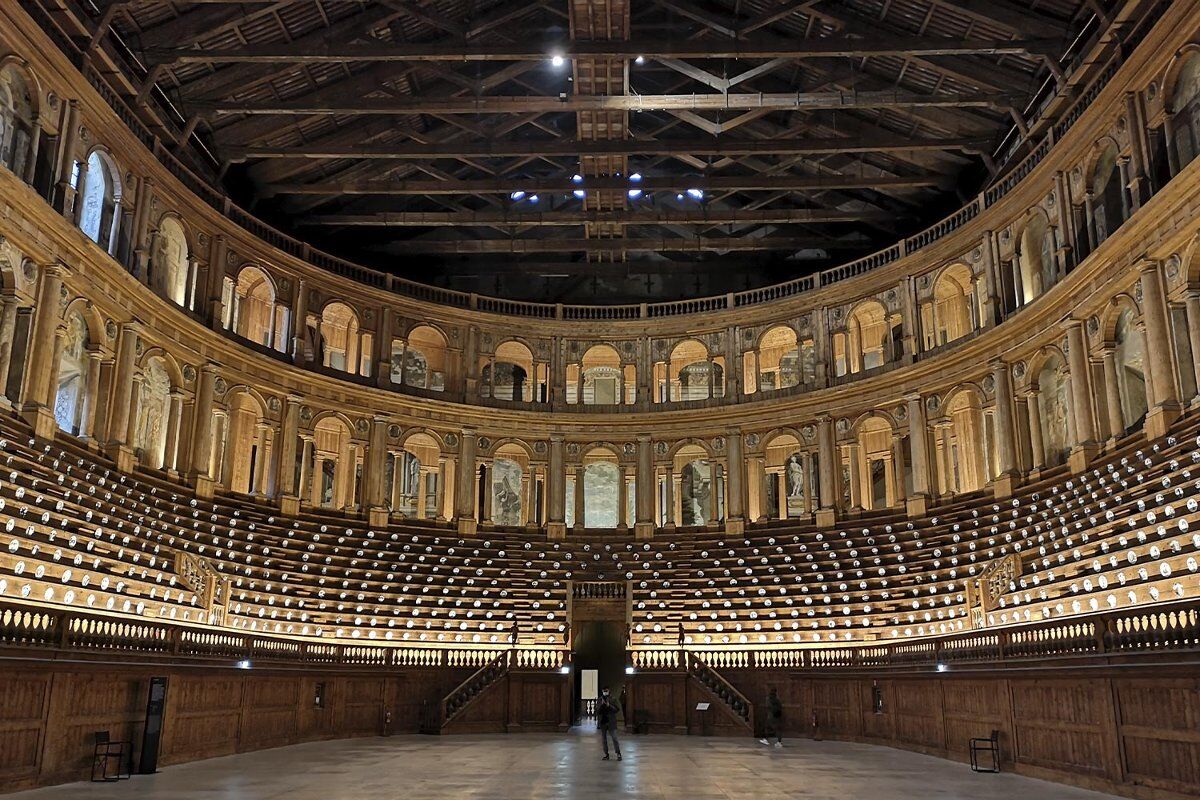 Visita guidata al complesso della Pilotta di Parma con pranzo Visita guidata al complesso della Pilotta di Parma con pranzo desktop picture