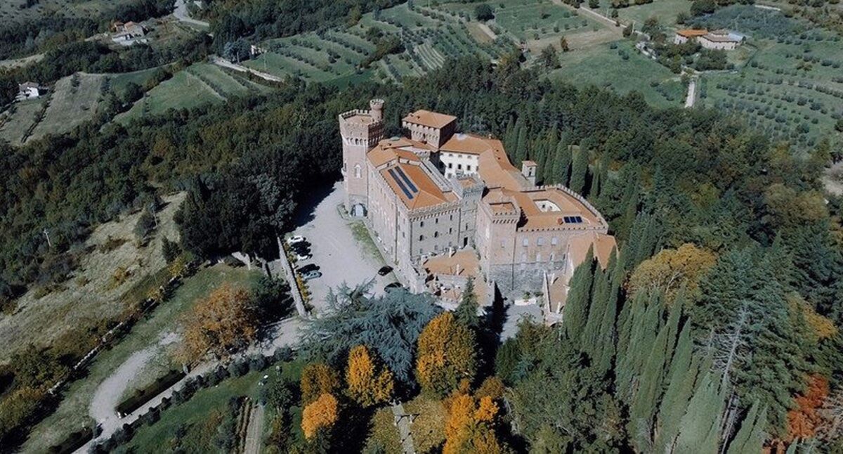 Capodanno nel Castello di Valenzano: Cenone Medievale con costumi e giochi teatrali desktop picture