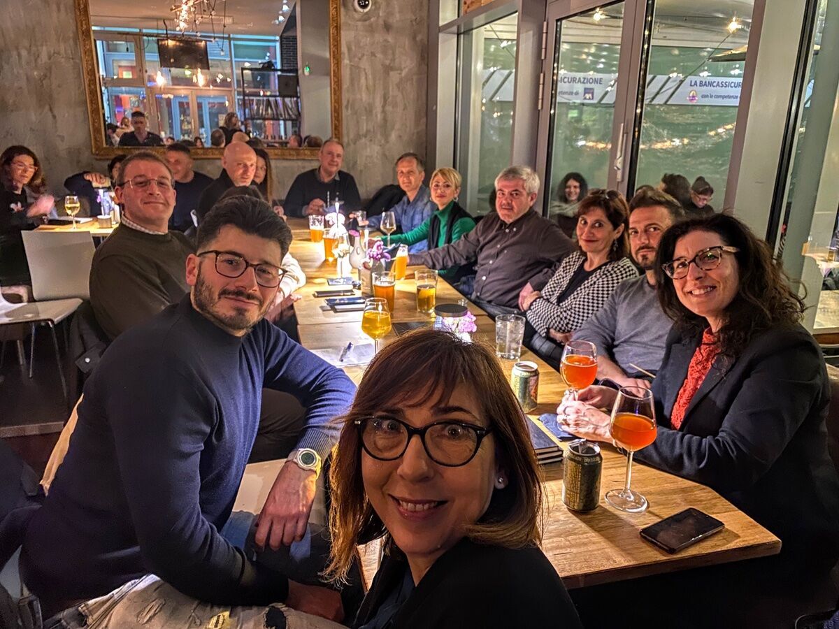 Cena di Natale a Peschiera: Incontra il team di Meeters + Scambio Regali Cena di Natale a Peschiera: Incontra il team di Meeters + Scambio Regali desktop picture