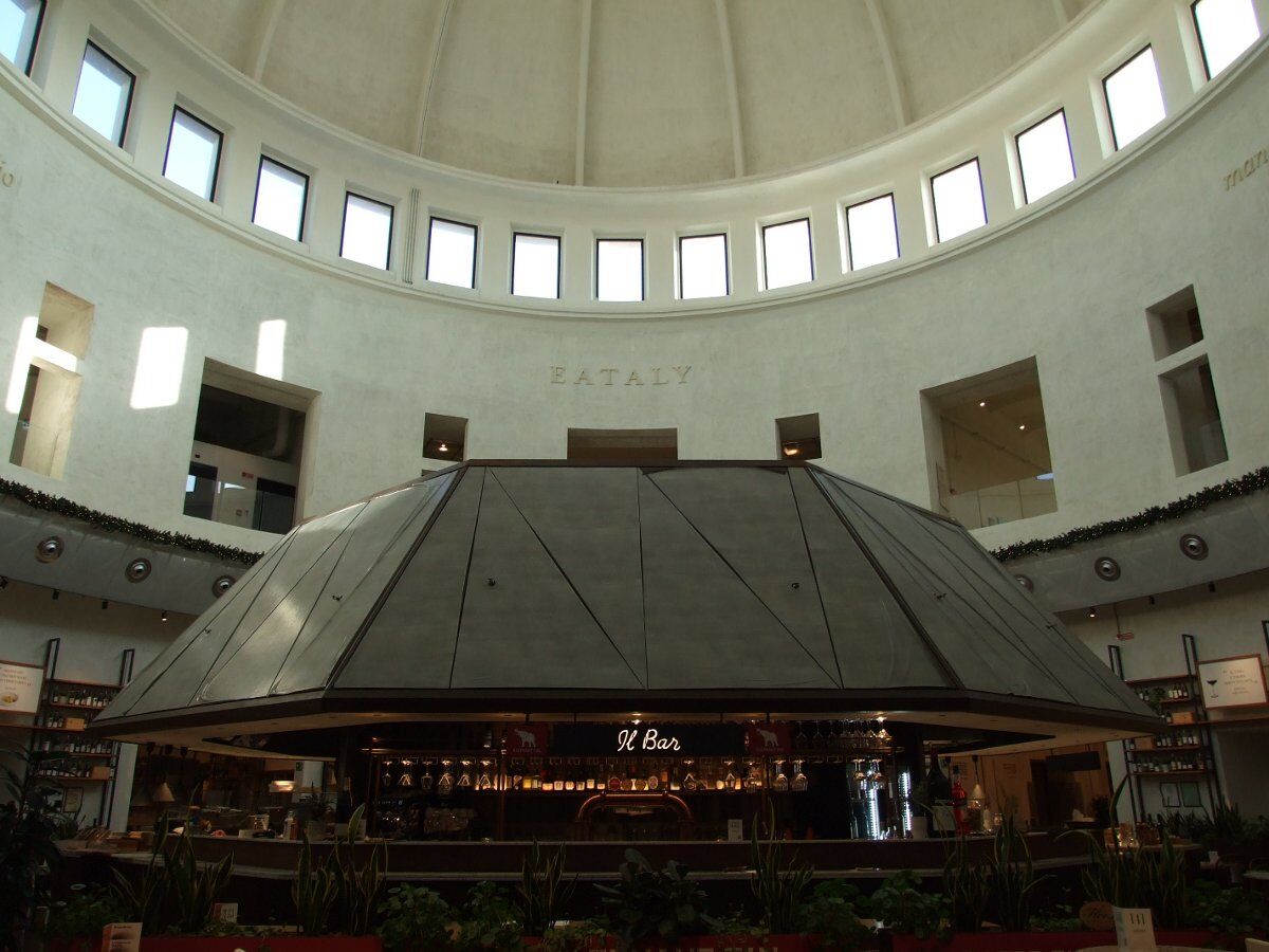 Verona tra passato e presente: visita agli ex magazzini generali con aperitivo Verona tra passato e presente: visita agli ex magazzini generali con aperitivo desktop picture