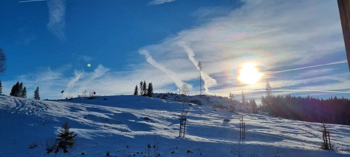 Escursione panoramica nell'Altopiano dei Sette Comuni: dalla Val Lastaro al Col d'Astiago Escursione panoramica nell'Altopiano dei Sette Comuni: dalla Val Lastaro al Col d'Astiago desktop picture