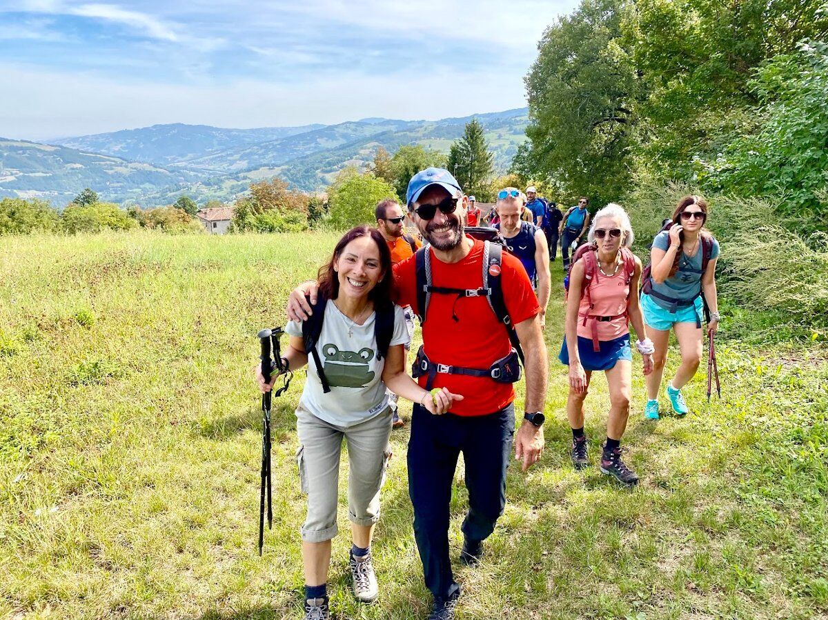 Trekking In Val Trebbia: la maestosa Pietra Parcellara e la suggestiva Pietra Perduca desktop picture