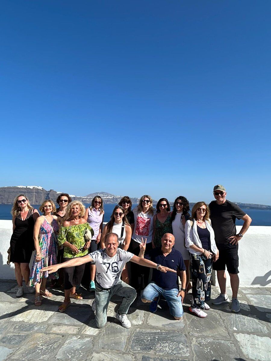 Viaggio a Santorini tra Mare e Sole Viaggio a Santorini tra Mare e Sole desktop picture