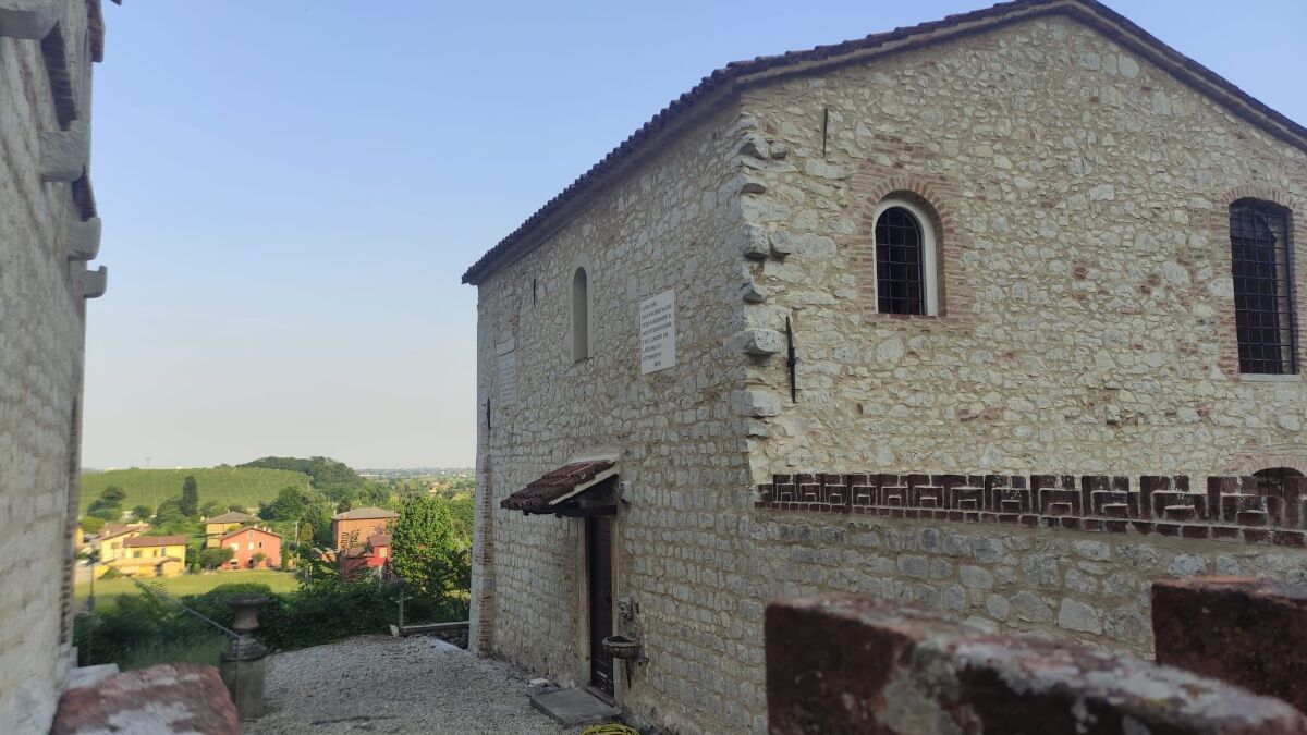 Trekking sui Colli Berici: alla scoperta dei segreti di Costozza desktop picture