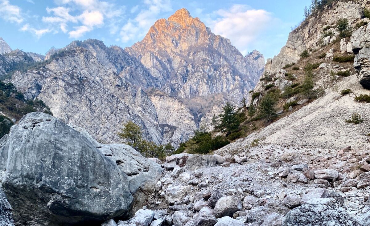 Andreis: trekking e pranzo tipico nelle Dolomiti Friulane desktop picture