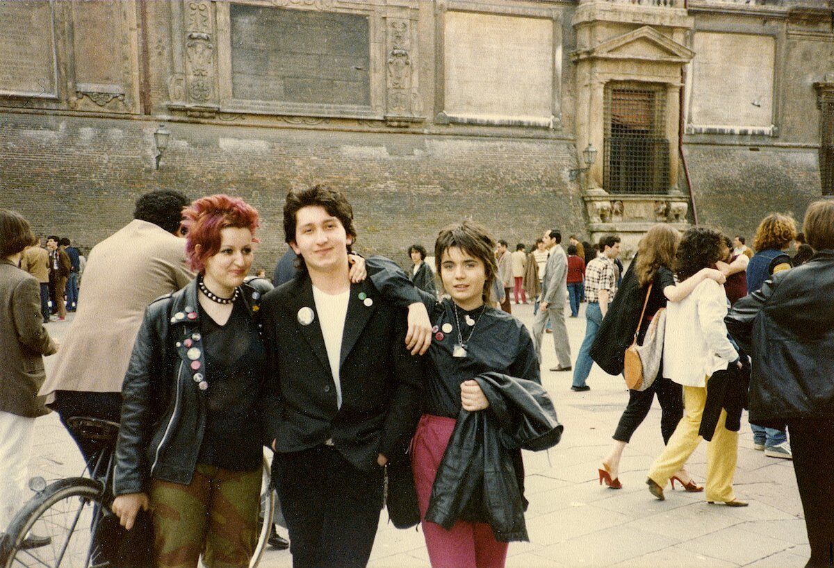 Non solo Pop: Tour della Bologna Punk Non solo Pop: Tour della Bologna Punk desktop picture