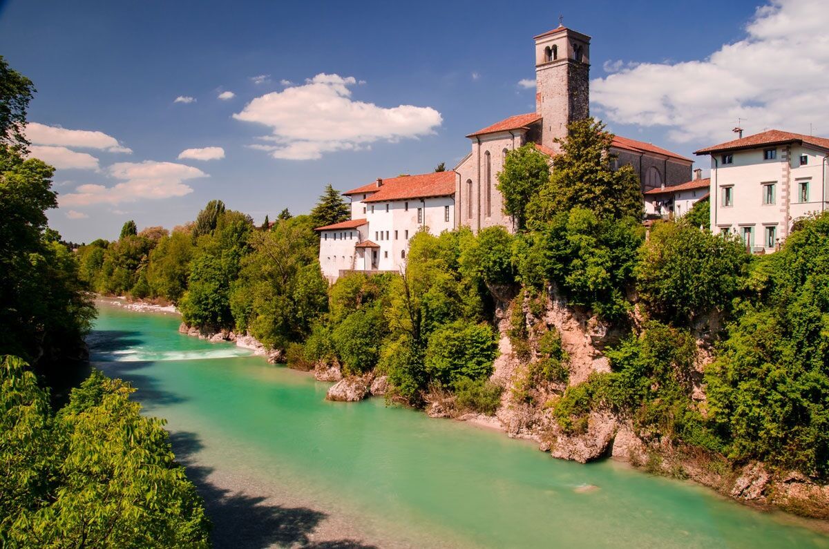 Cividale del Friuli: passeggiata tra i suoi tesori longobardi Cividale del Friuli: passeggiata tra i suoi tesori longobardi desktop picture
