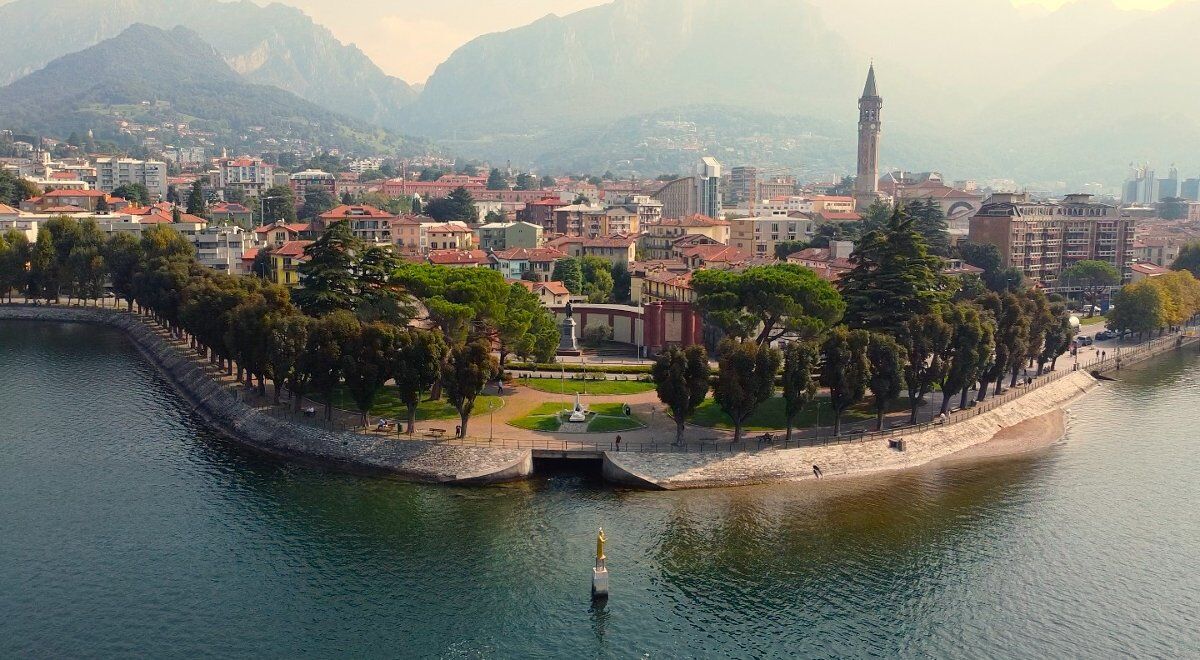 Trekking urbano a Lecco: dai monti al lago attraverso i rioni del fiume desktop picture