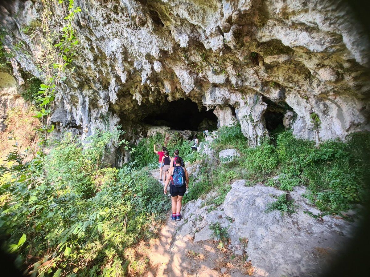 Trekking urbano a Lecco: dai monti al lago attraverso i rioni del fiume desktop picture