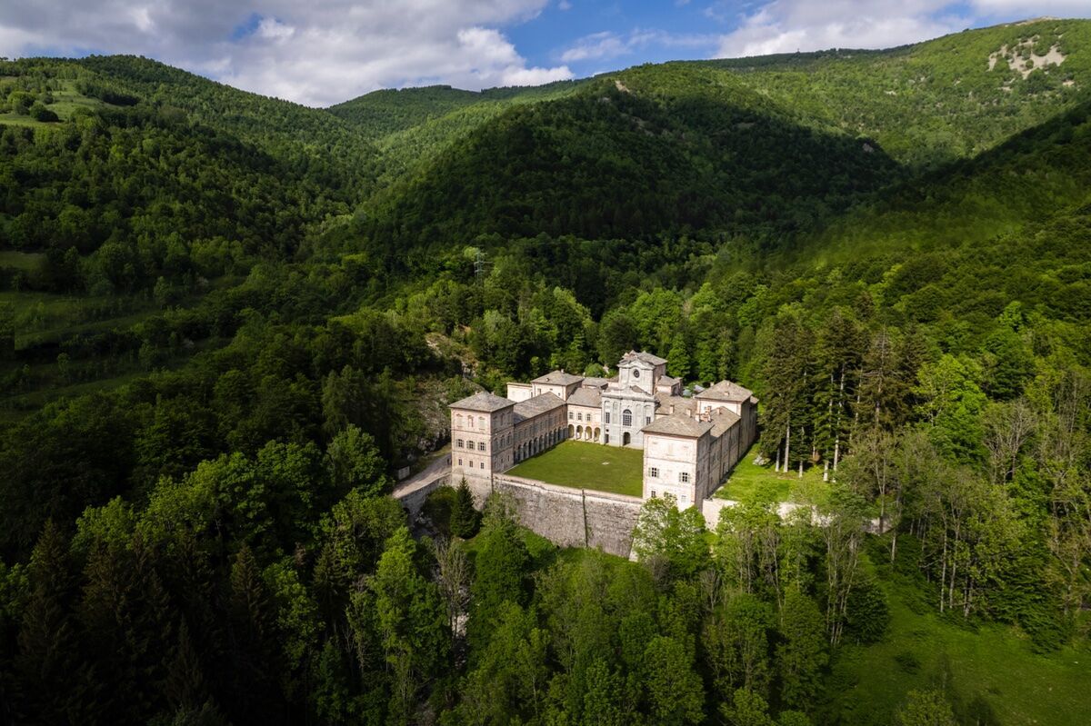 Passeggiata al Castello di Casotto con visita guidata e picnic Passeggiata al Castello di Casotto con visita guidata e picnic desktop picture
