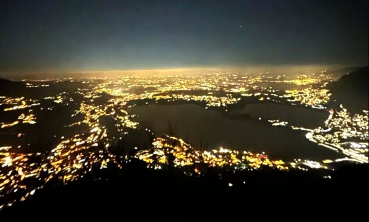 Tramonto con aperitivo al Monte Barro con vista sul Lago Tramonto con aperitivo al Monte Barro con vista sul Lago desktop picture