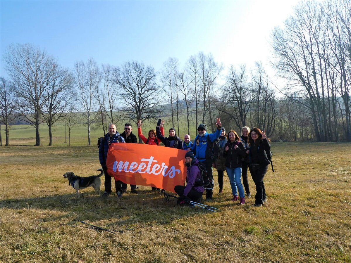 Escursione nel Monferrato Astigiano: tra boschi, noccioleti e vino Escursione nel Monferrato Astigiano: tra boschi, noccioleti e vino desktop picture