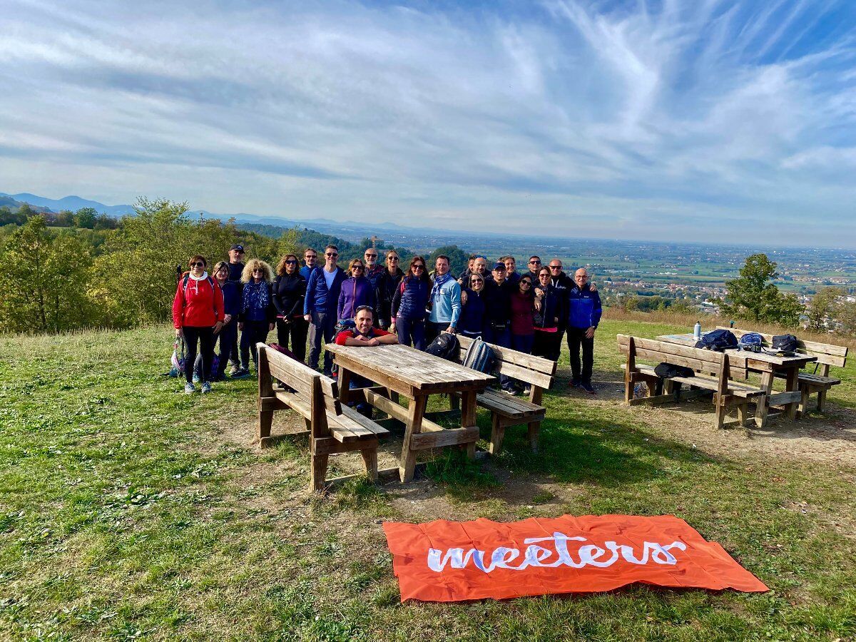 Trekking Quattrocastella: l'ultimo tramonto dell'estate Trekking Quattrocastella: l'ultimo tramonto dell'estate desktop picture