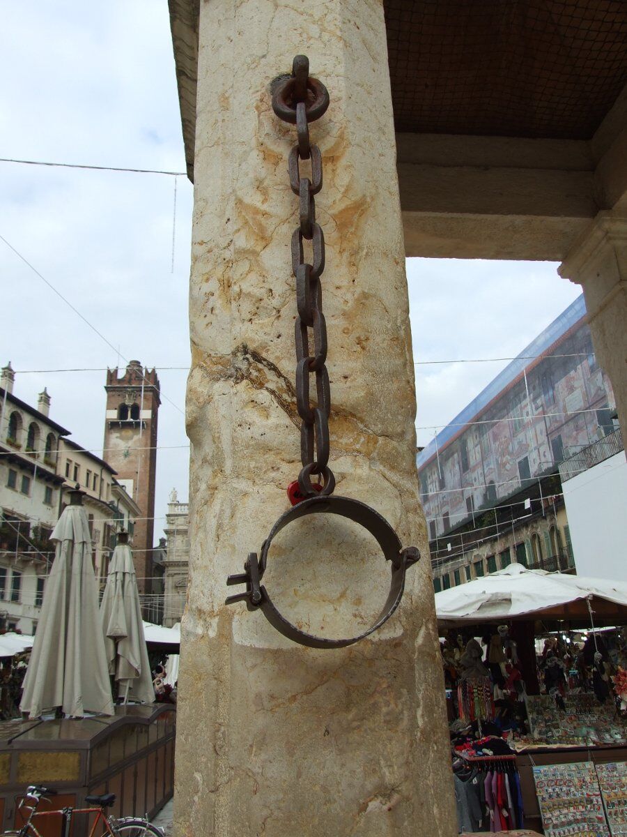 Verona Misteriosa: Tour tra Leggende e Segreti Nascosti Verona Misteriosa: Tour tra Leggende e Segreti Nascosti desktop picture