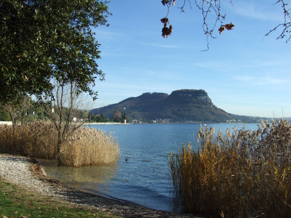 Tour Esclusivo a Garda: Scopri Storia e Sapori Locali Tour Esclusivo a Garda: Scopri Storia e Sapori Locali desktop picture