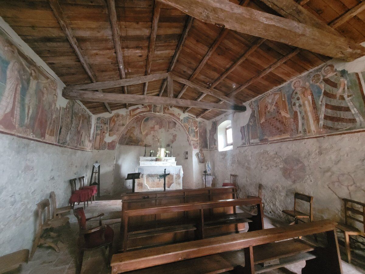 Trekking sul Sentiero del Pellegrino: l'Antico Borgo di Campo Trekking sul Sentiero del Pellegrino: l'Antico Borgo di Campo desktop picture