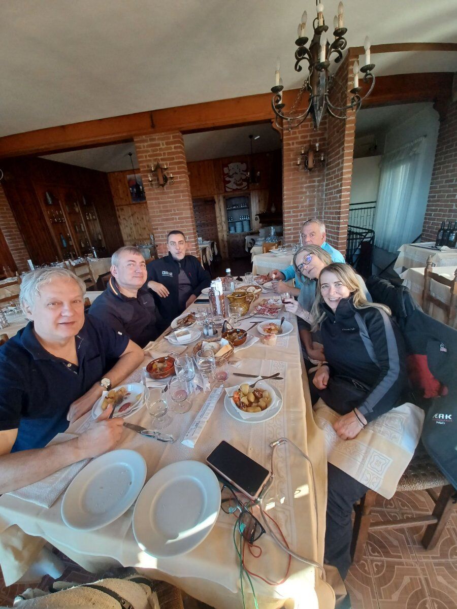 Visita e minitrek al castello di Bardi con pranzo Visita e minitrek al castello di Bardi con pranzo desktop picture