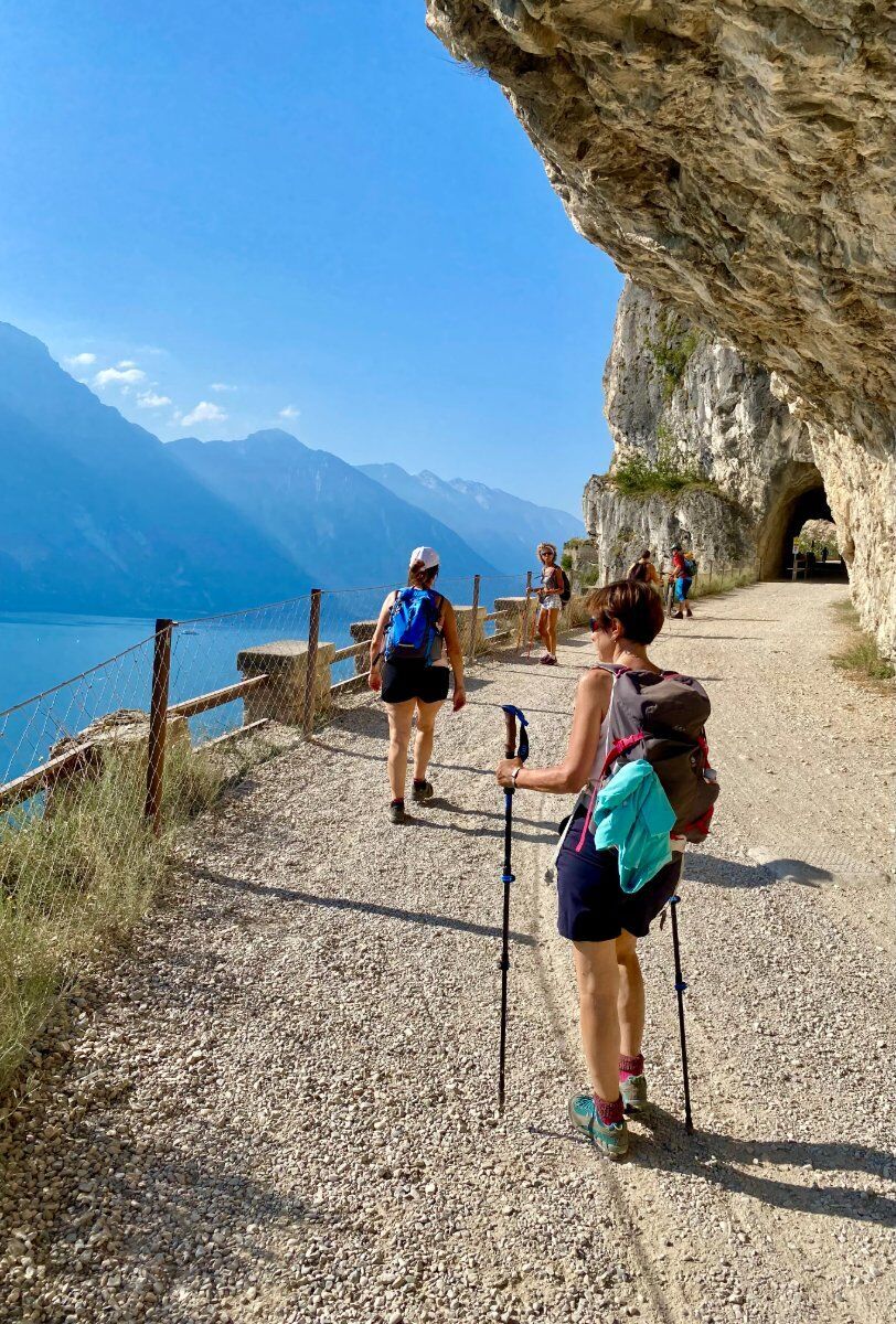 Giro dei 3 Laghi: Garda, Tenno e Ledro Giro dei 3 Laghi: Garda, Tenno e Ledro desktop picture