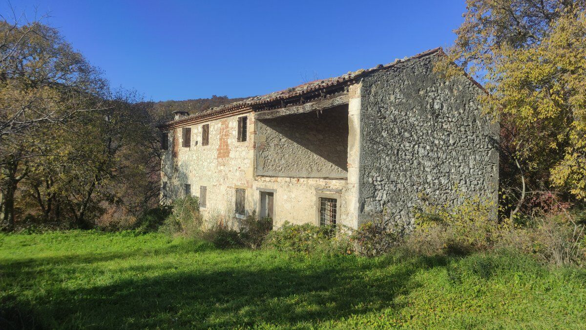 Il sentiero delle Riveselle sui Colli Berici con degustazione vini Il sentiero delle Riveselle sui Colli Berici con degustazione vini desktop picture