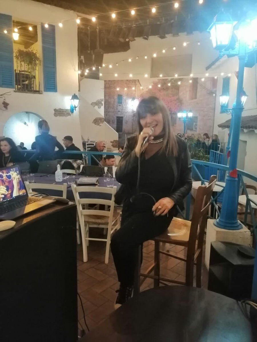 Pizzata con balli e karaoke Pizzata con balli e karaoke desktop picture