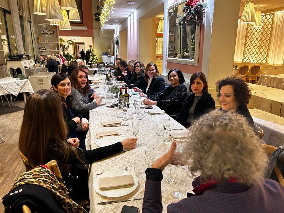 Cena in uno Storico Locale di Padova Cena in uno Storico Locale di Padova desktop picture