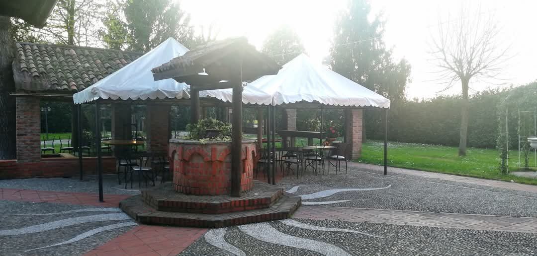 Cena musicale sotto le stelle con dj set Cena musicale sotto le stelle con dj set desktop picture