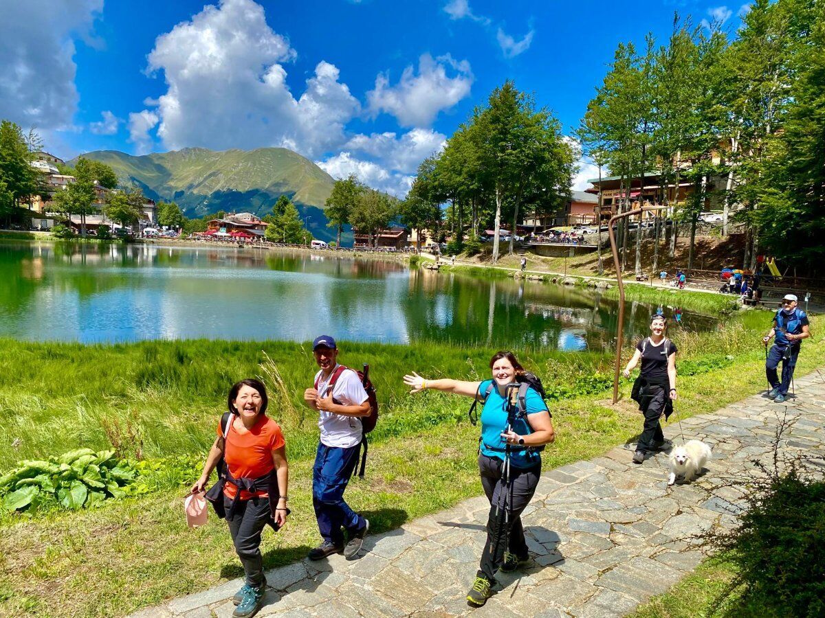 Cerreto Laghi: Valle dell’inferno tra laghetti e Big Bench Cerreto Laghi: Valle dell’inferno tra laghetti e Big Bench desktop picture