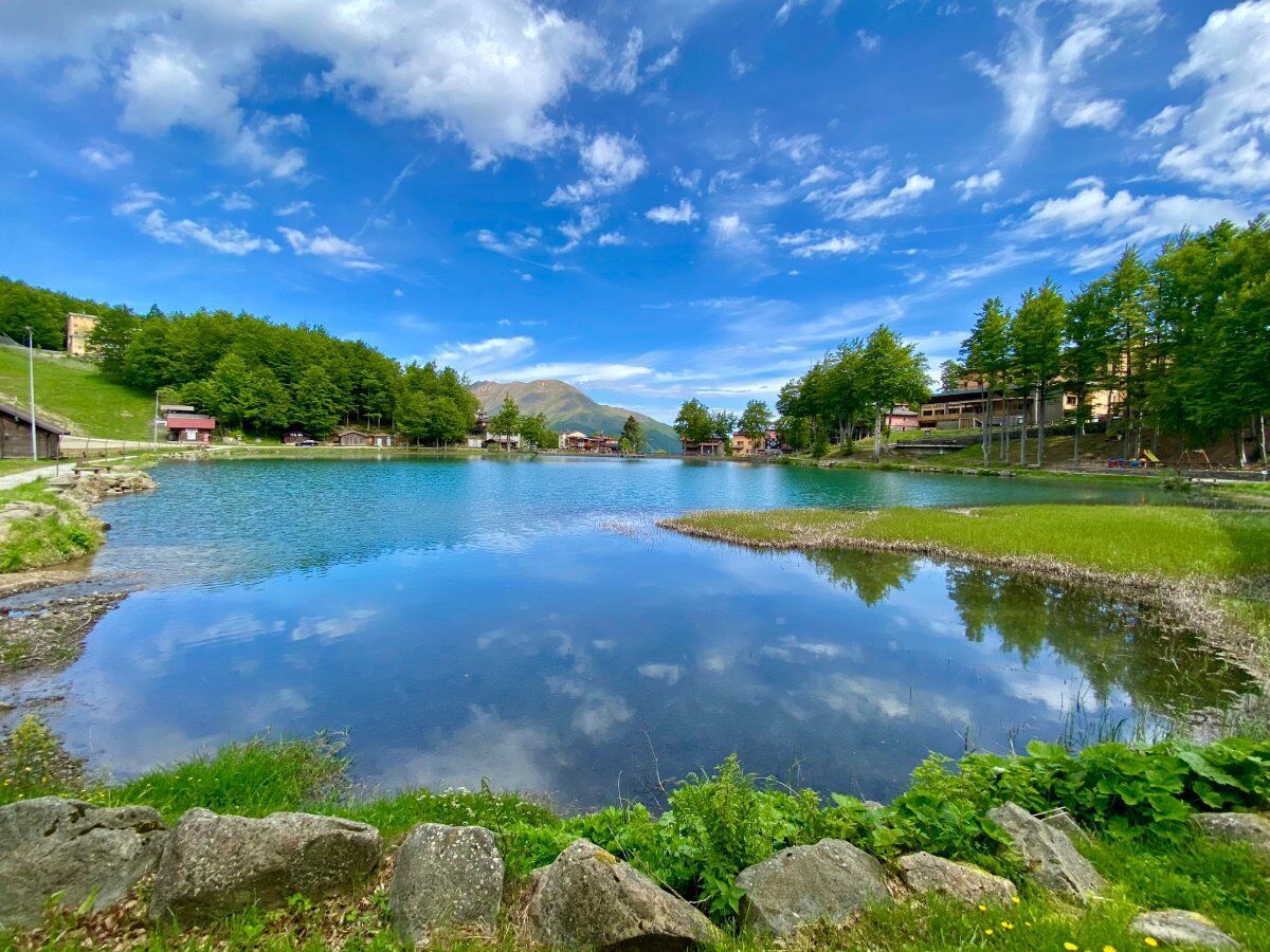 Cerreto Laghi: Valle dell’inferno tra laghetti e Big Bench Cerreto Laghi: Valle dell’inferno tra laghetti e Big Bench desktop picture