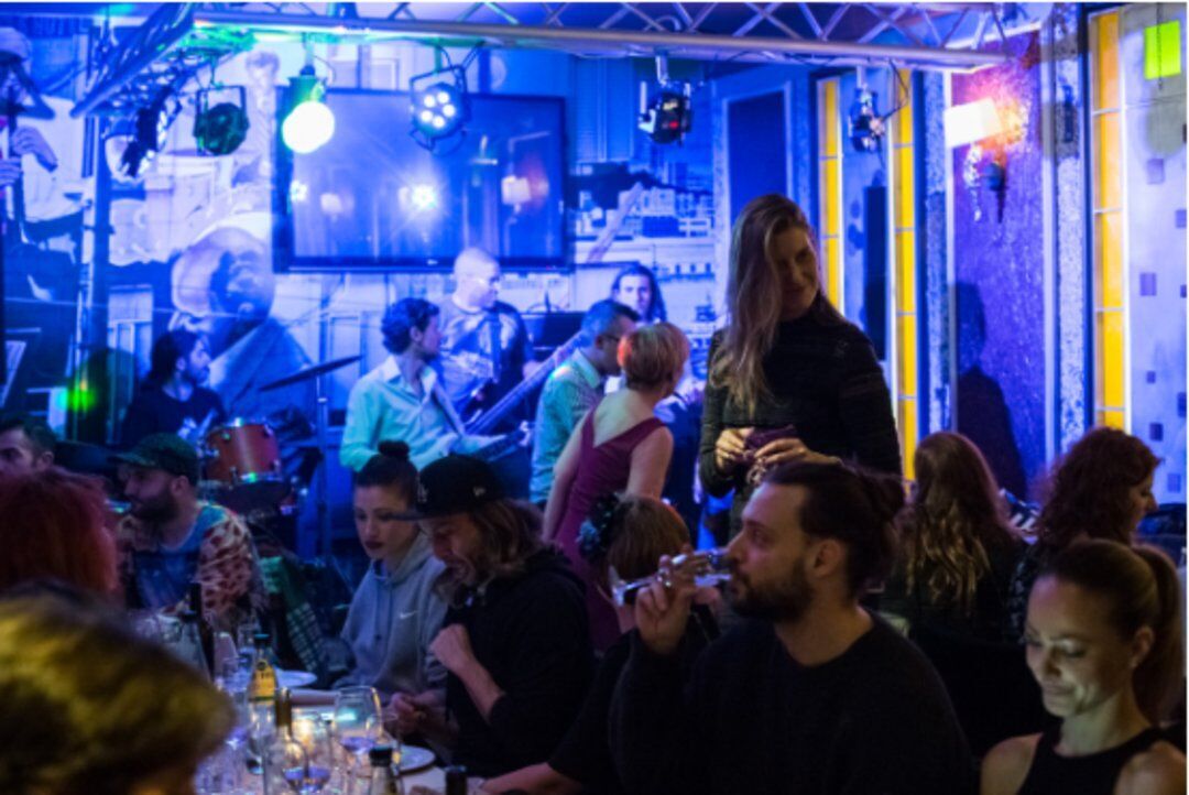 Cena con musica dal vivo Cena con musica dal vivo desktop picture