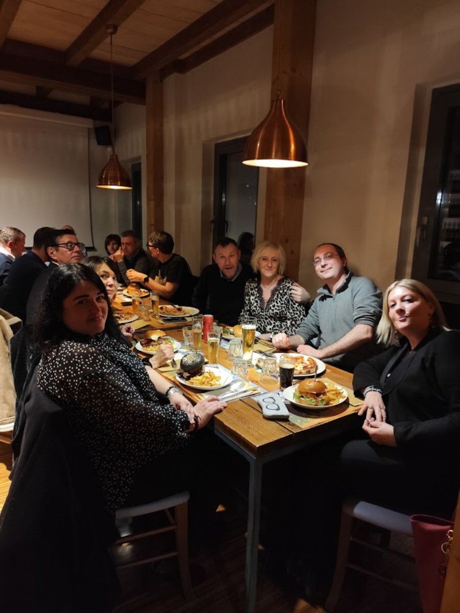 Cena a Milano con musica jazz e pop Cena a Milano con musica jazz e pop desktop picture
