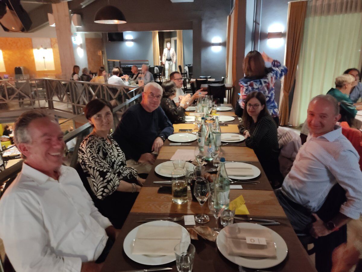 🎉 Cena & Ballo con Musica Anni '90! 🎉 Cena & Ballo con Musica Anni '90! desktop picture