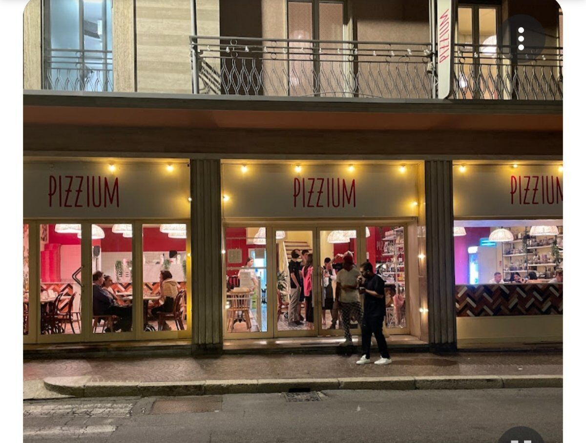 Pizza napoletana a Varese Pizza napoletana a Varese desktop picture