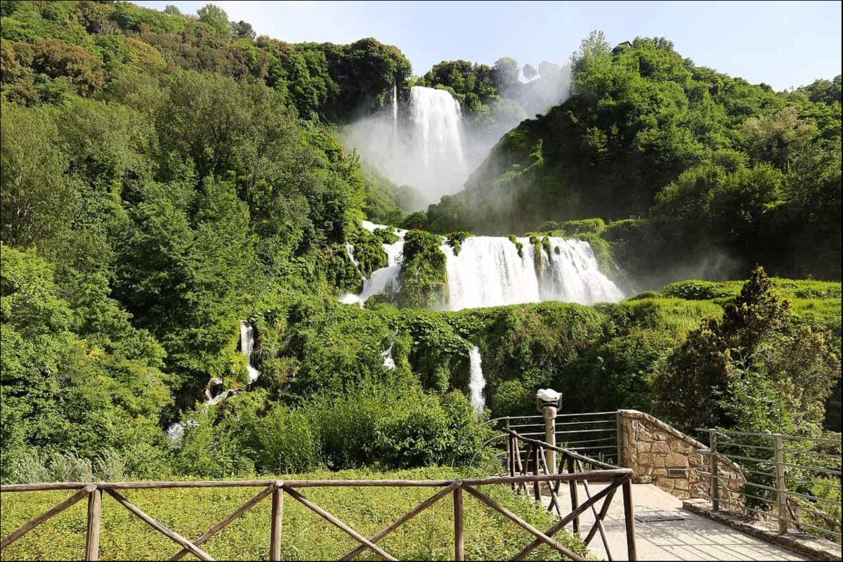 Fine settimana in Umbria: Narni & Le Cascate delle Marmore Fine settimana in Umbria: Narni & Le Cascate delle Marmore desktop picture