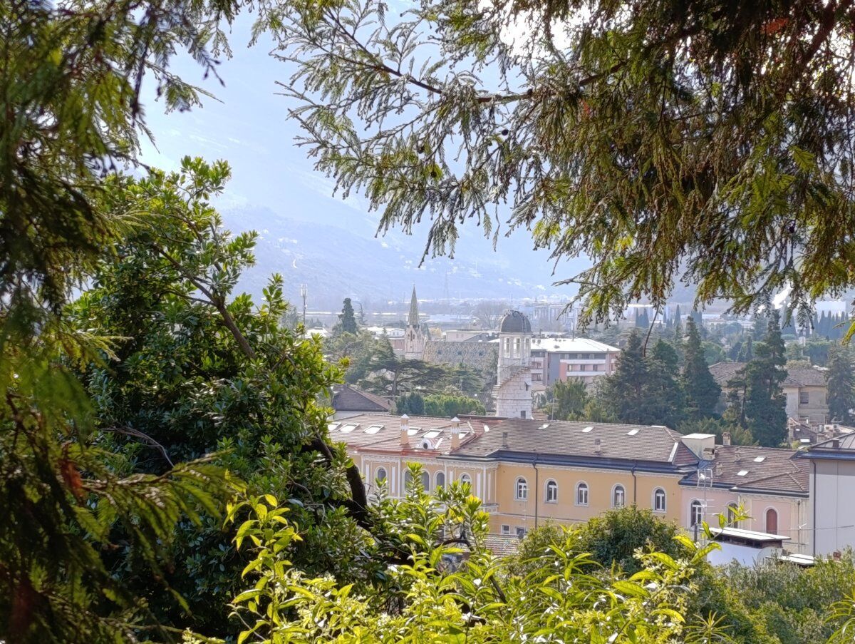 Alla scoperta di Arco: storia, castello e panorami Alla scoperta di Arco: storia, castello e panorami desktop picture