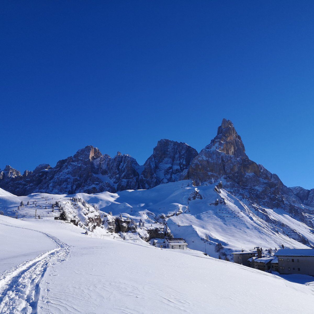 Ciaspolata in 𝑽𝑨𝑳 𝑽𝙀𝑵𝑬𝑮𝑰𝑨 Ciaspolata in 𝑽𝑨𝑳 𝑽𝙀𝑵𝑬𝑮𝑰𝑨 desktop picture