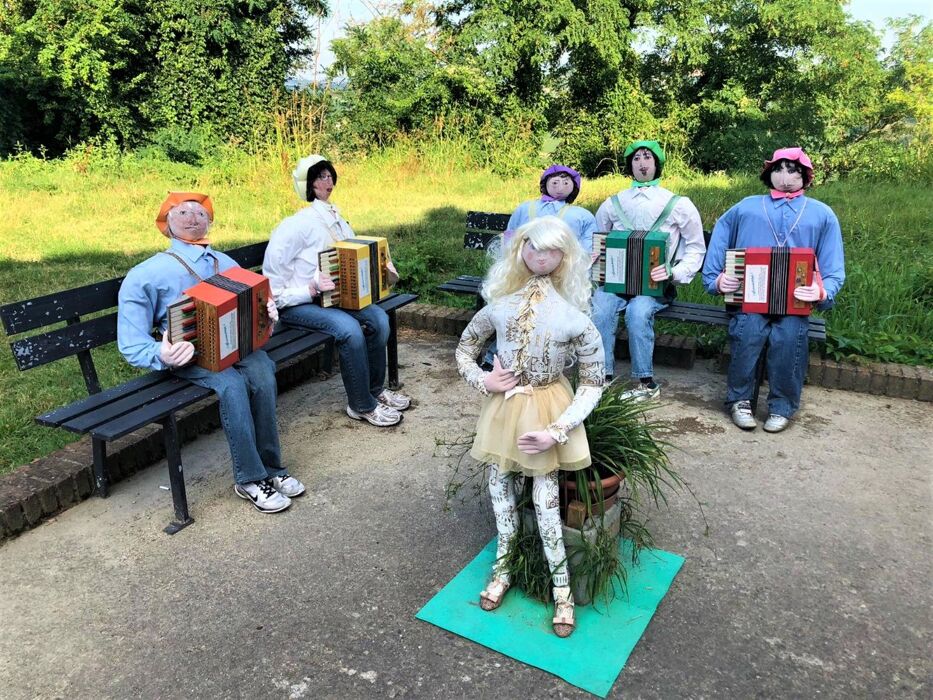 Il Sentiero del Papa: Tra i Vigneti del Bosco delle Sorti Il Sentiero del Papa: Tra i Vigneti del Bosco delle Sorti desktop picture