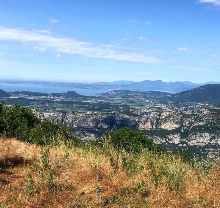 Trekking Panoramico sul Monte Pastello, Lessinia Trekking Panoramico sul Monte Pastello, Lessinia desktop picture