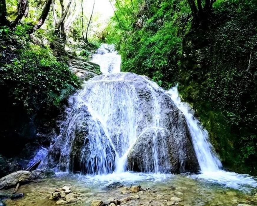 I Suoni e i Colori dell'Inverno alle Cascate del Silan I Suoni e i Colori dell'Inverno alle Cascate del Silan desktop picture