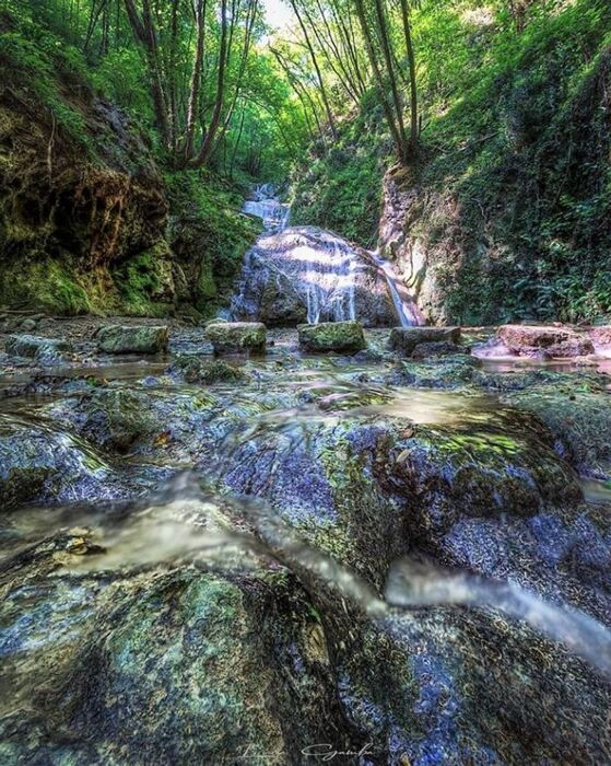 I Suoni e i Colori dell'Inverno alle Cascate del Silan I Suoni e i Colori dell'Inverno alle Cascate del Silan desktop picture